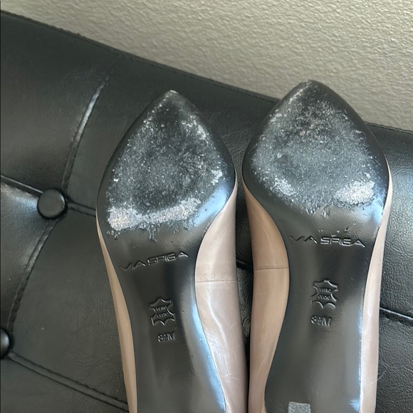 Vince Camuto Taupe Heels - Picture 4 of 4